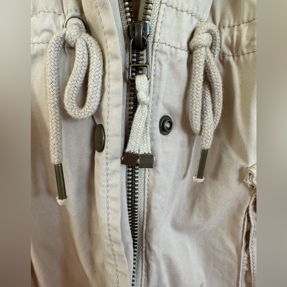 Aritzia Talula Military Tan Utility Jacket - Picture 10 of 14